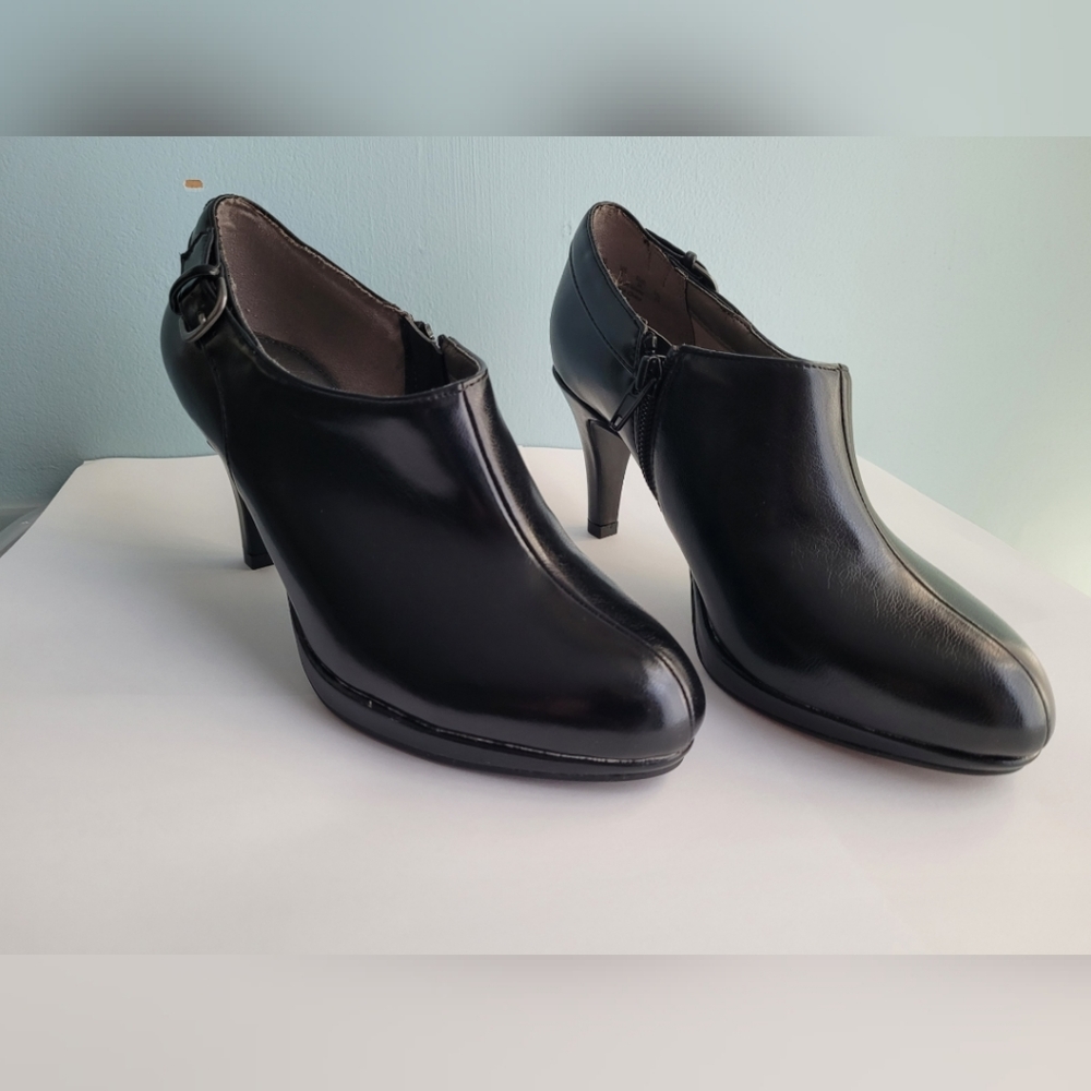 LifeStride "Pretty" shootie/bootie